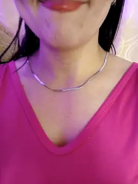 Sofia-Cam Adlı Modelin Canlı XXX Sohbeti