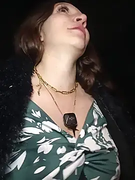 Lucy_colee – Naživo XXX chat