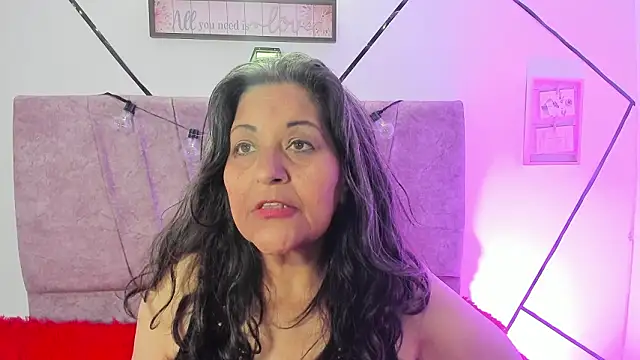 Victoriaa_Anderson: απευθείας συνομιλία ΧΧΧ