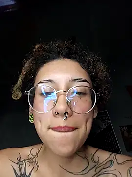 Kaoz_69_ – Naživo XXX chat