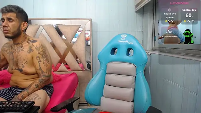 allison_max_tattoo – Naživo XXX chat