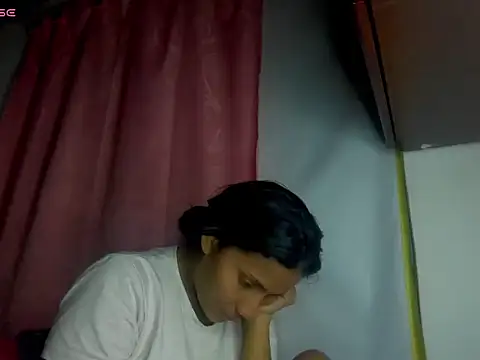 NENITA_HOTT: онлайн-секс-чат