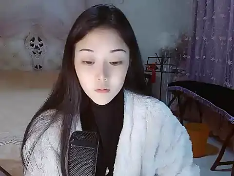 babyxier_ Show in webcam