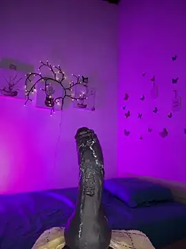 Chat +18 de Solaangel_ ao vivo