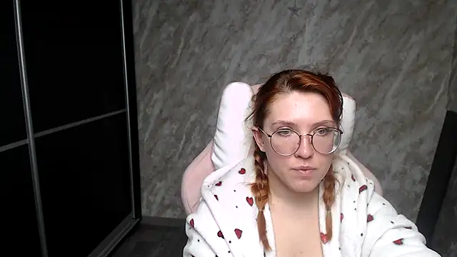 Reginasmilee Live XXX-chat