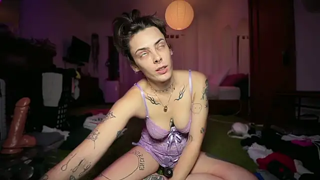 Chat +18 de GennaJames ao vivo