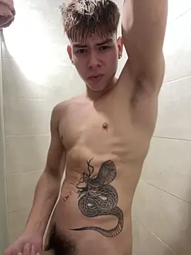 Handsome_boys69 élő XXX-chatje