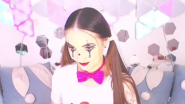 دردشة LexiKiss الجنسية المباشرة