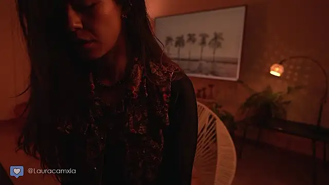 แชท XXX สดของ Colouristic