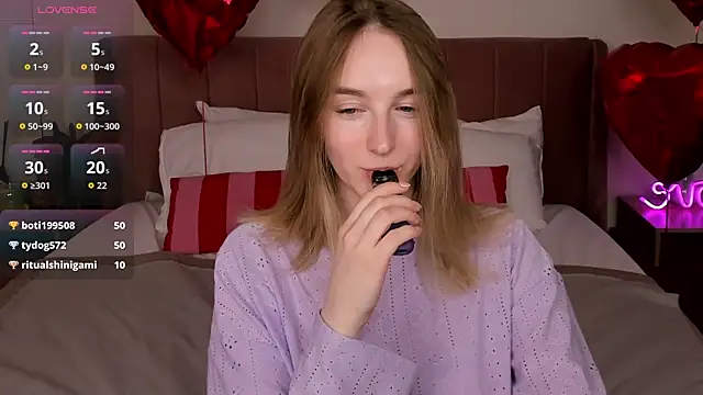 XXX chat uživo modela Shy_Polly