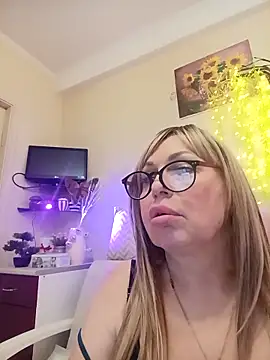 Chatroom XXX en direct de SusieNoreen