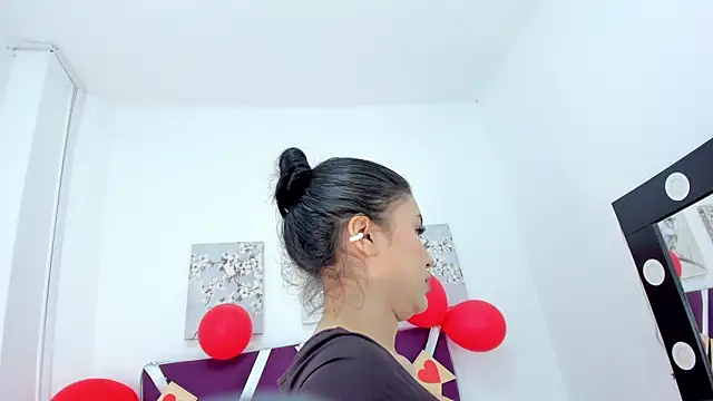 Вебкам-шоу Emily-Carter