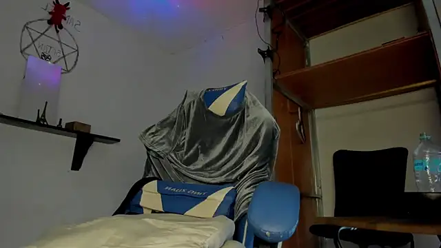 دردشة Lord_Luciferhot_Dirty666 الجنسية المباشرة