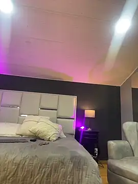 Samantha_Milf__n Live XXX chat