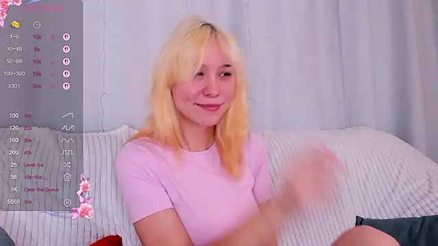 Chatroom XXX en direct de EmilyTrase