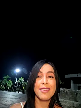 _kathaLopez_ élő XXX-chatje