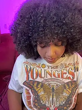 Show de 99_Lilith na webcam