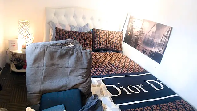 NinaDOM4CUM Pertunjukan Webcam