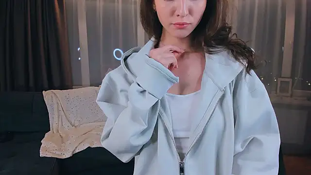 Ariadna_Shy Live XXX Chat