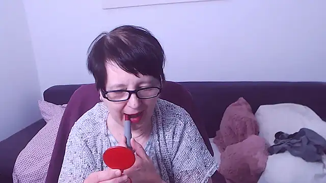 ChristaRose 即時 XXX 聊天