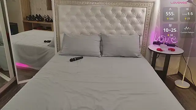 แชท XXX สดของ Alice_on_fire