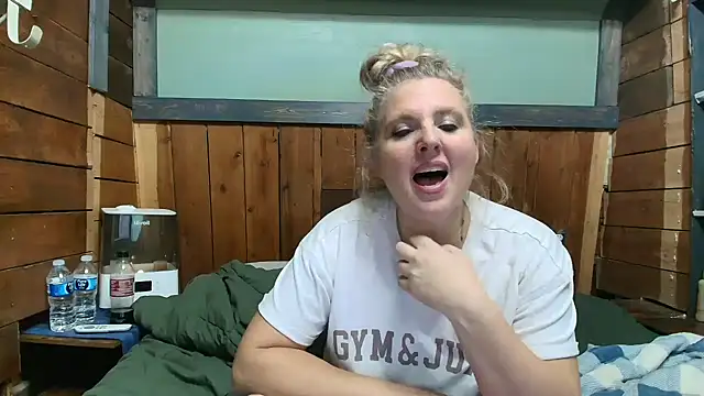 lisaxlovexxx 现场XXX聊天