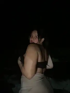 Show modela Datoka_adrenaline na web-kameri