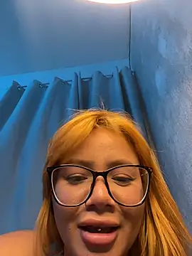 IsisbennettのライブXXXチャット