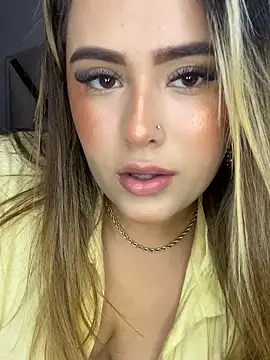 Chatroom XXX en direct de SophiaDiorxx