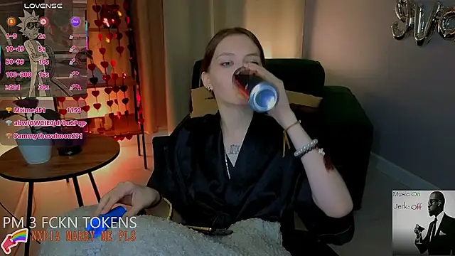 XXX chat uživo modela Dilara_xBaby