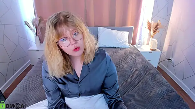 Вебкам-шоу luna_c0ra