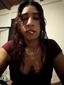 cata_bronw Show in webcam