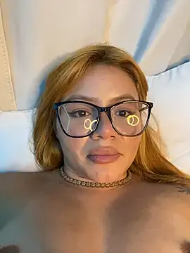 Chat XXX en directo de Isisbennett