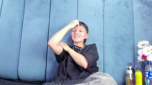 Megan_Thompson_ Obrolan Langsung XXX