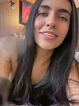 DaphneUwu's Live XXX Chat