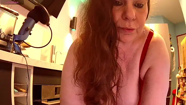 Endrocleia: απευθείας συνομιλία ΧΧΧ