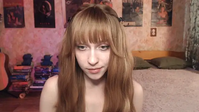 دردشة Friendly_Ellie الجنسية المباشرة