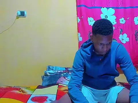 Chat +18 de aunstin_farid1 ao vivo