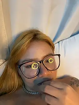 Show de Isisbennett na webcam