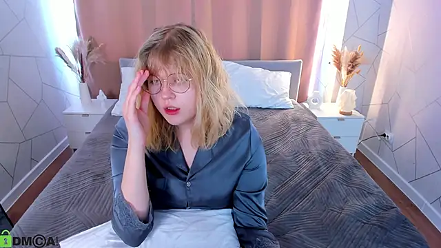 Živý XXX chat luna_c0ra