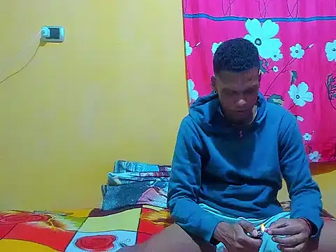 aunstin_farid1 Show Webcam