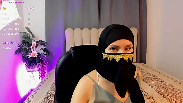 Chat XXX ao vivo de Latifa_ali