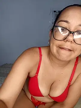 Show de MilfTentasion na webcam