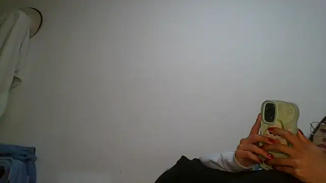 Chatroom XXX en direct de Juanabrunette7