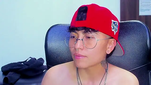 แชท XXX สดของ Im_Mathias