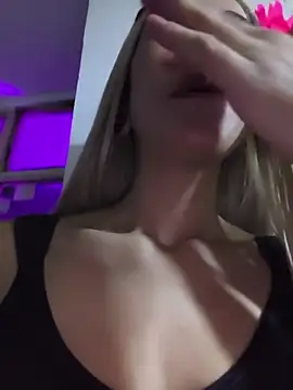 Holistic_Ambrita লাইভ XXX চ্যাট