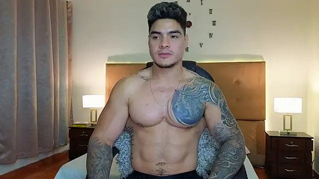 Steven_Velez Adlı Modelin Canlı XXX Sohbeti