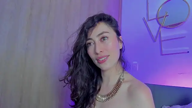 Amatiista élő XXX-chatje