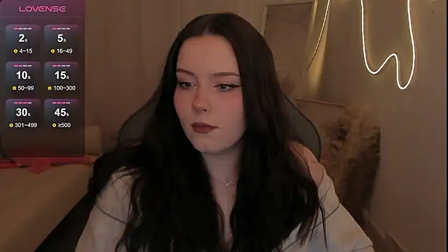 CoraMiel Live XXX-chat