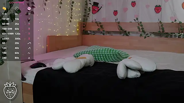 rawstrawberry Chat XXX in diretta
